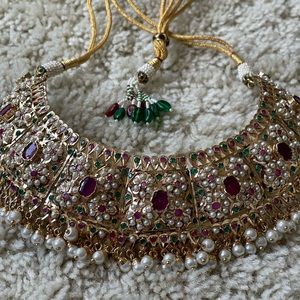 New Statement Choker Necklace with Real gemstones and pearl